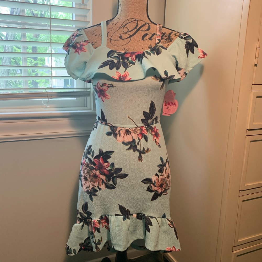 BNWT girls floral dress